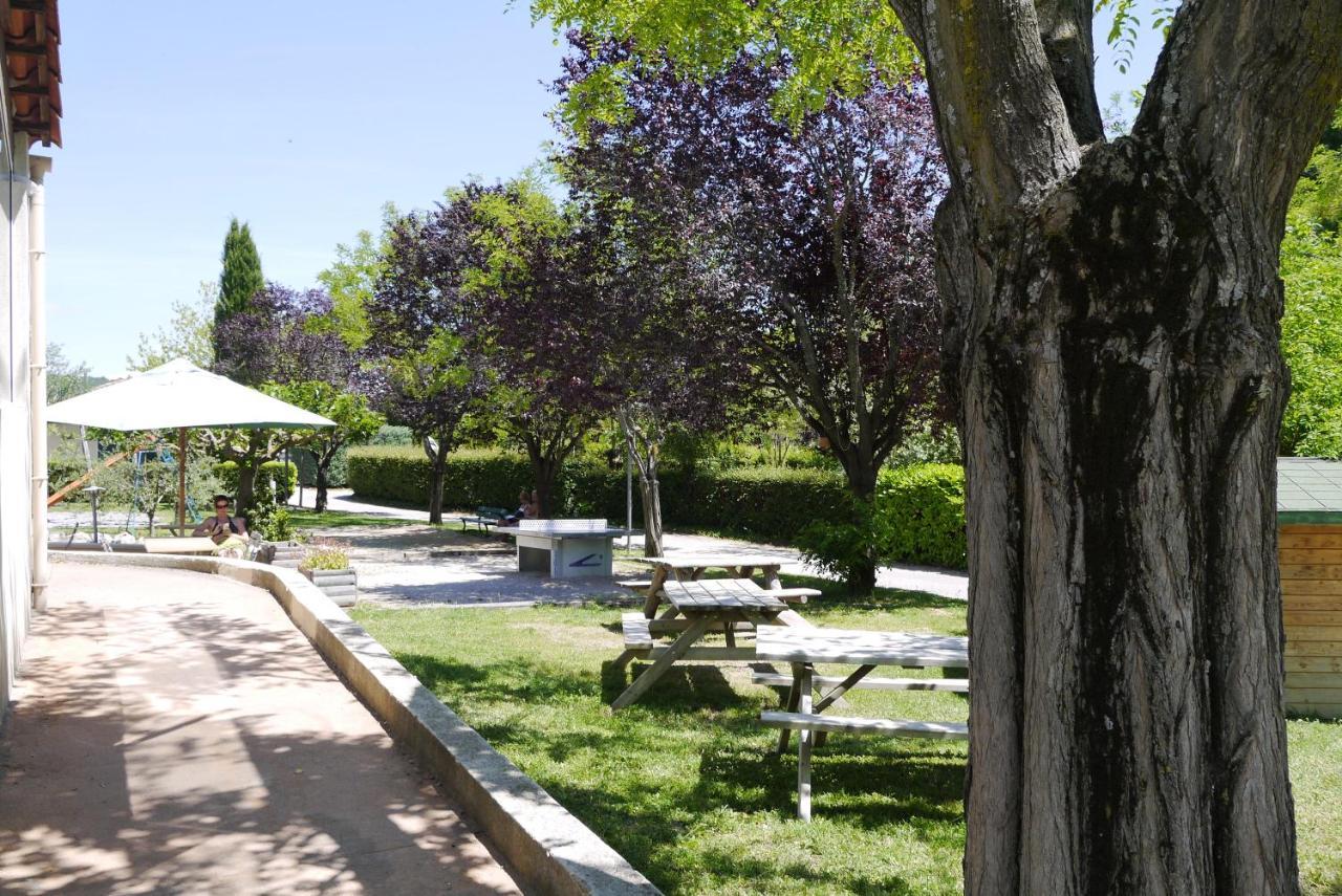Camping Forcalquier Les Routes De Provence Ξενοδοχείο Εξωτερικό φωτογραφία